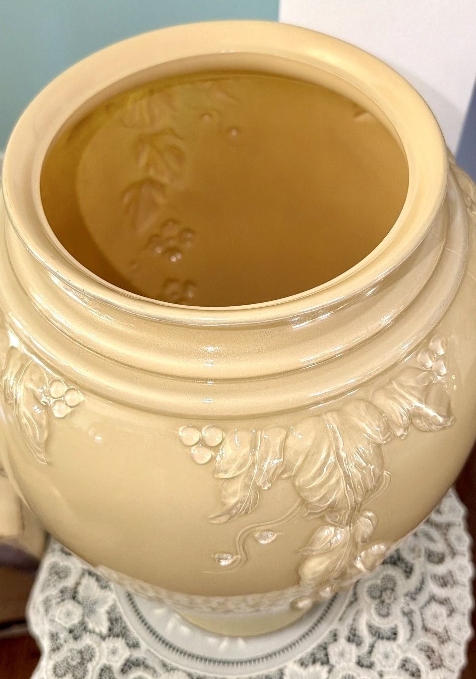 Anchor Hocking 16" Beige Cascade Vase - Vintage 1980s - New - photo 2