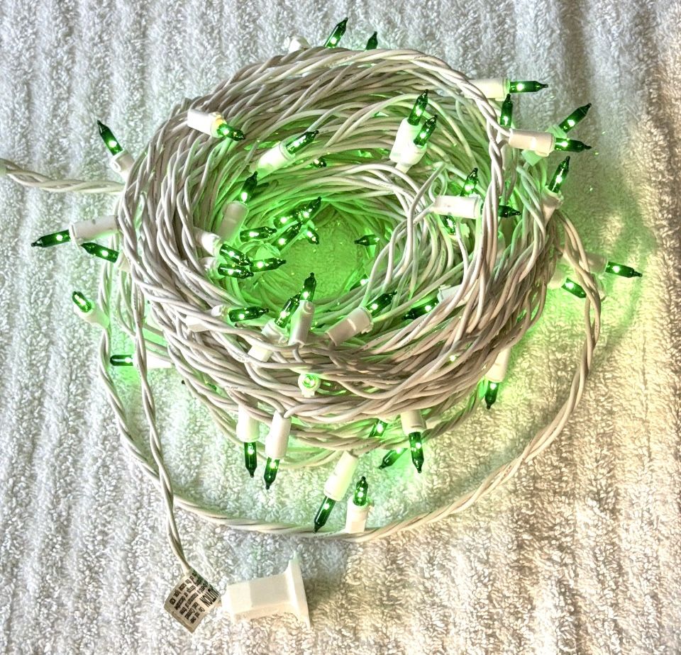 100 Light Strand -Green Color Christmas Lights-Indoor / Outdoor - photo 2