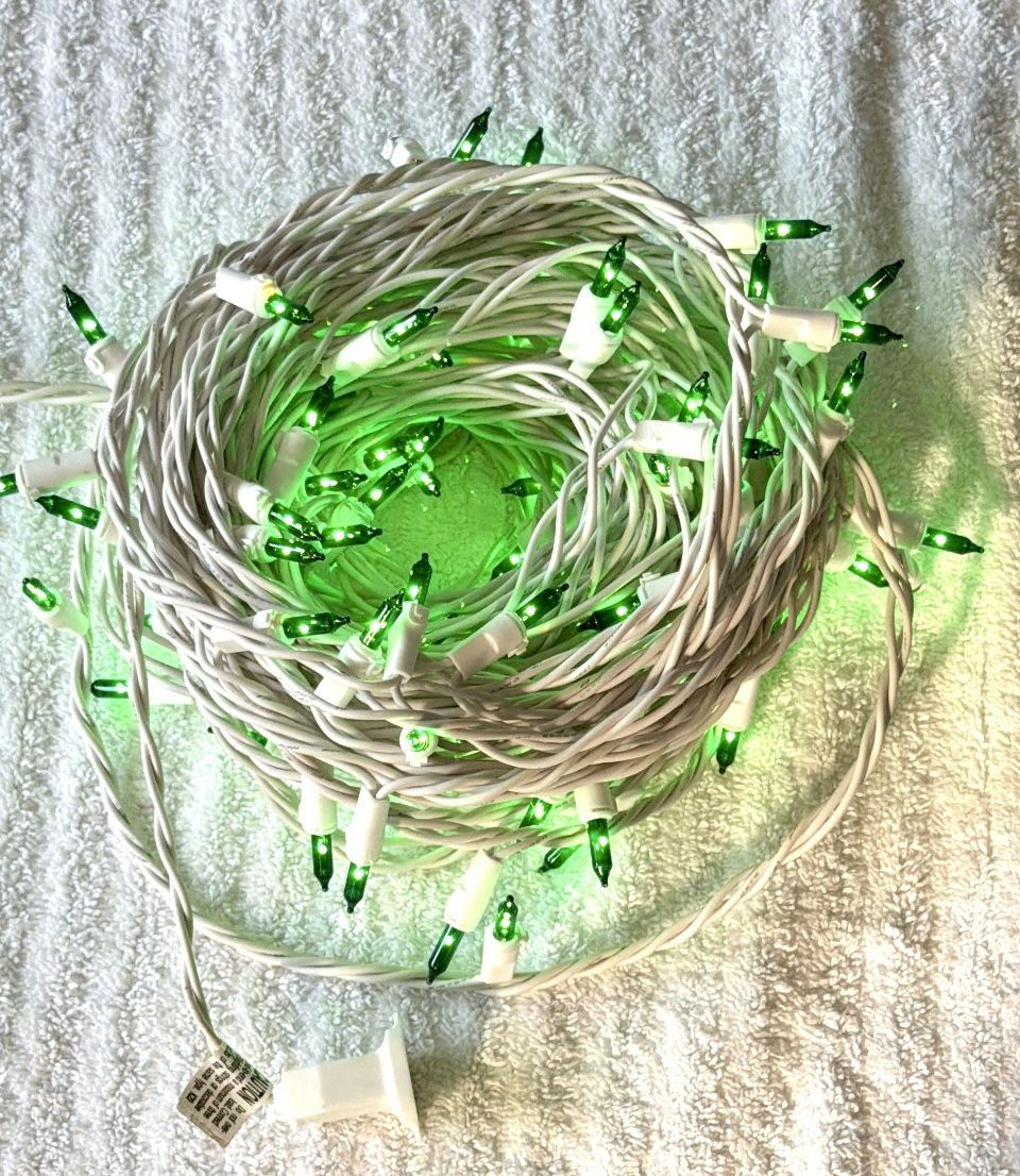 100 Light Strand -Green Color Christmas Lights-Indoor / Outdoor - photo 3