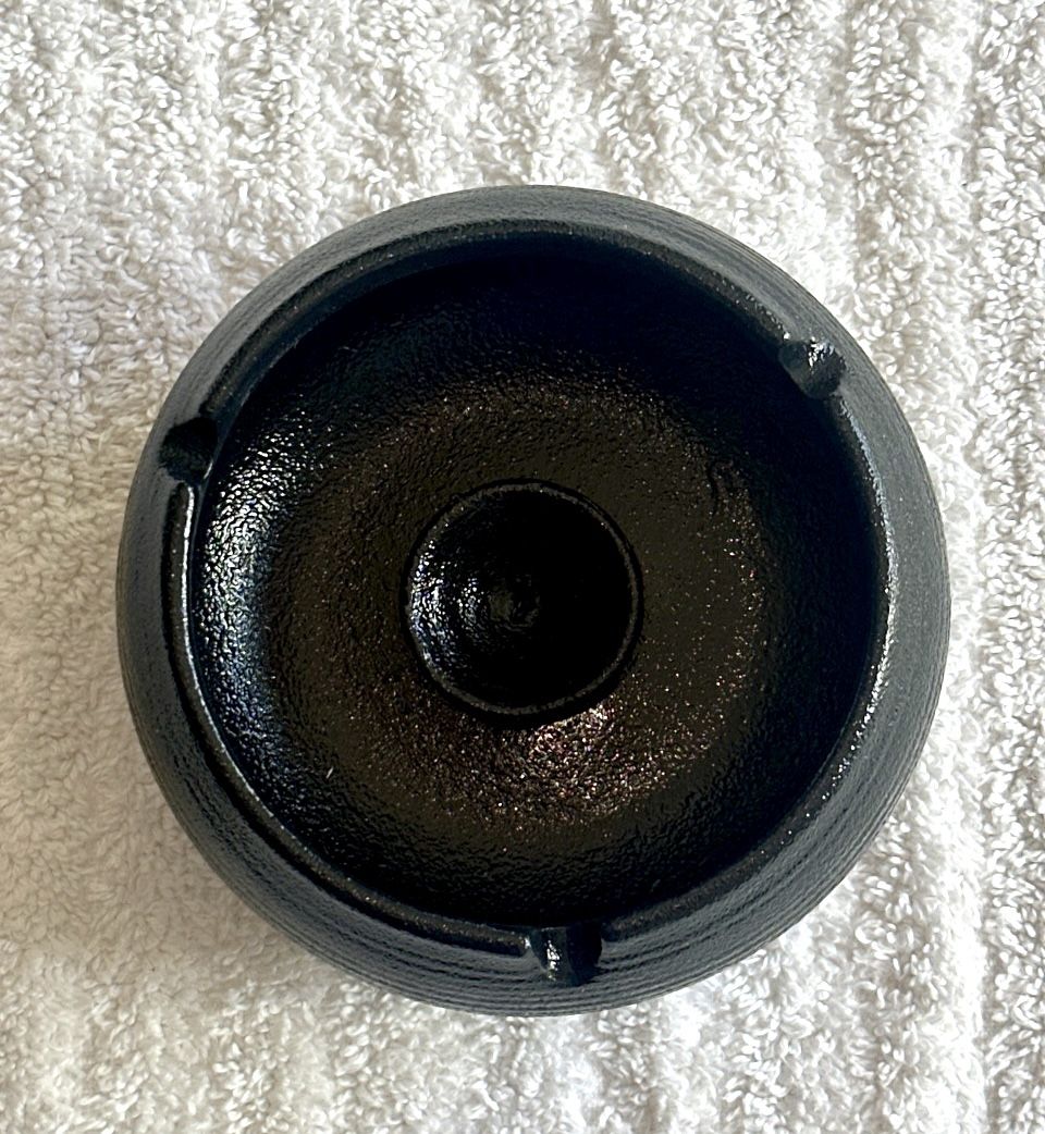 Black Ceramic Ashtray with Lid - Handmade - photo 4