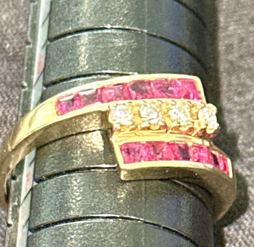 14K Diamond and Ruby Ring! Yellow Gold-Size 7-New! - photo 5