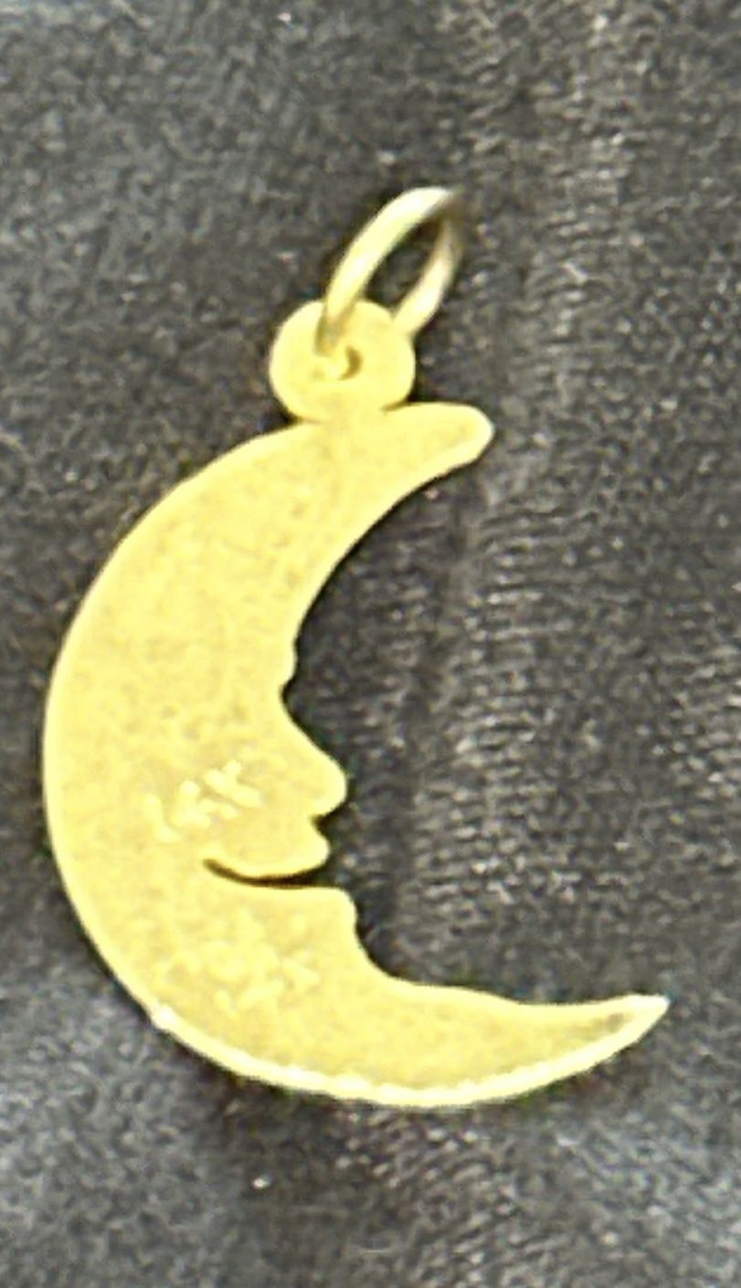 14K Yellow Gold Half Moon Pendant - Diamond Cut - photo 5