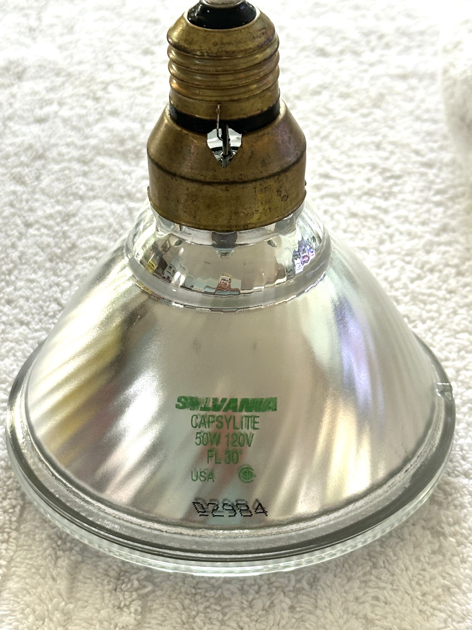 Sylvania Capsylite 50W 120V FL30 Flood/Recessed Spot Lights - photo 2