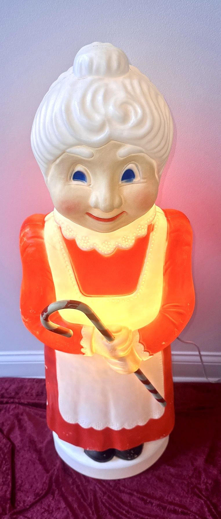 Mrs. Santa Claus Blow Mold - 40" Tall - Vintage Don Featherstone - photo 2