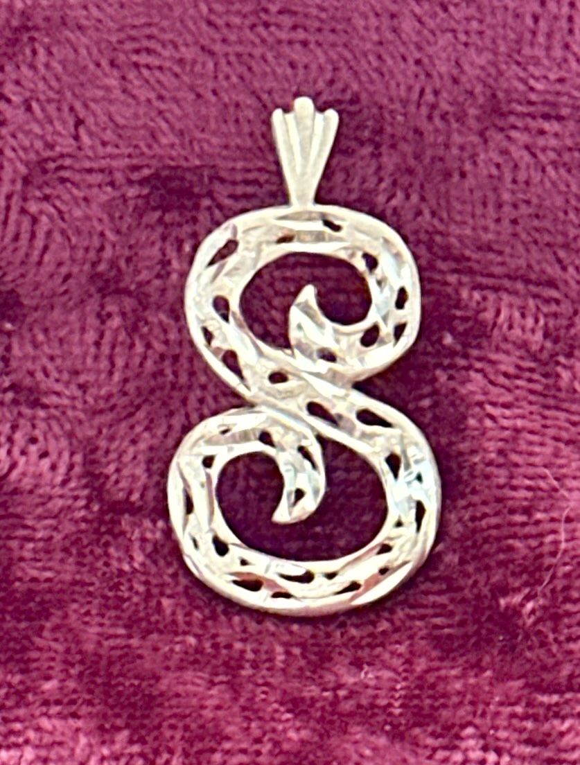 14K Solid Yellow Gold "S" Initial Pendant - Diamond Cut - photo 2