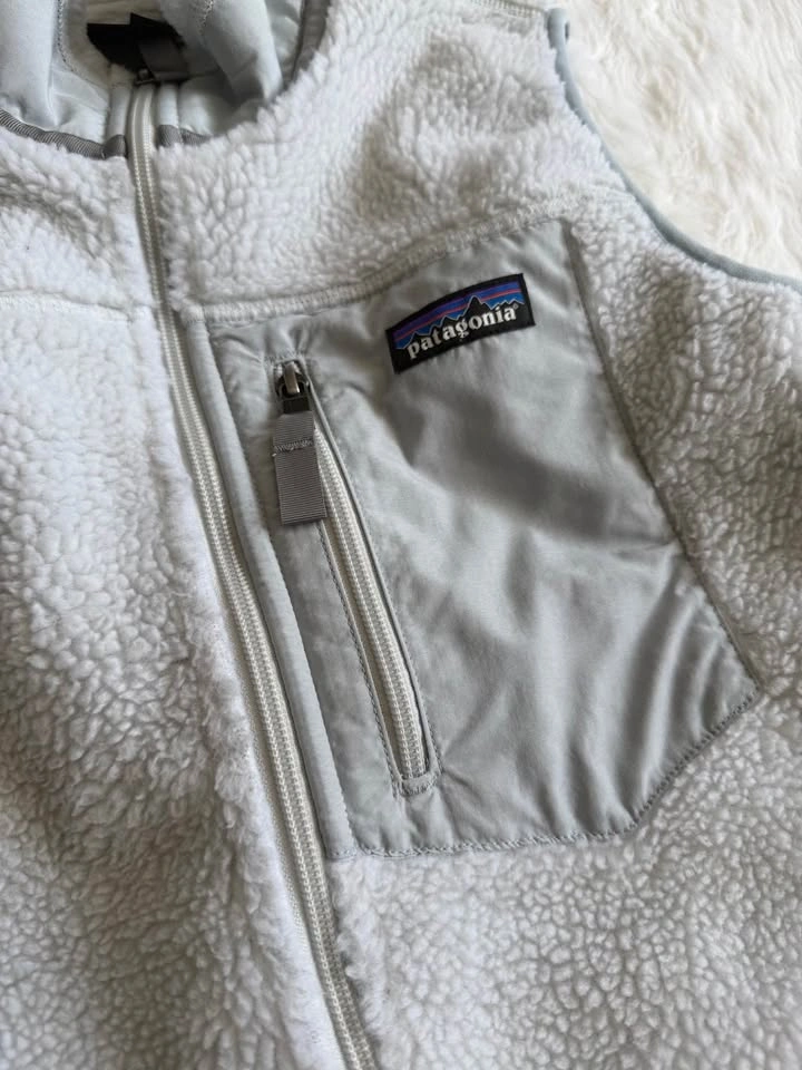 Patagonia Fleece Vest - photo 3