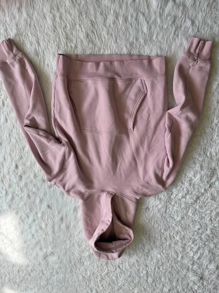 TNA Fleece Cozy Perfect Hoodie with Shorts