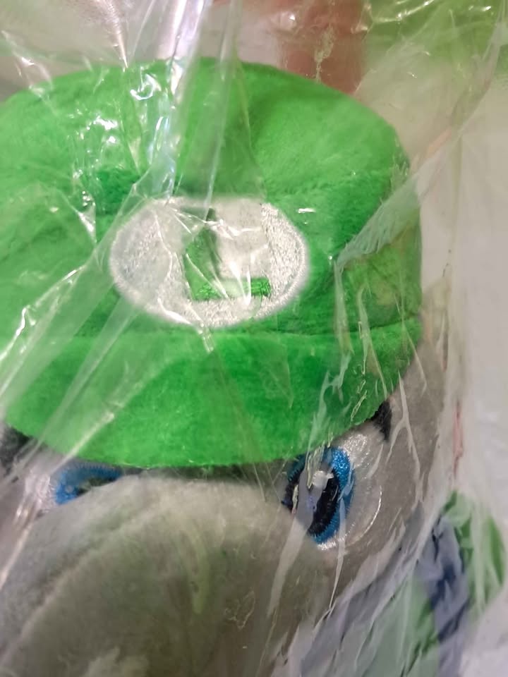 Luigi Elephant plush super mario wonder - photo 2
