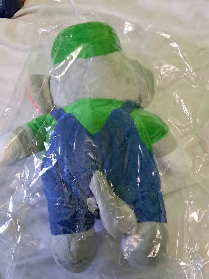 Luigi Elephant plush super mario wonder - photo 3