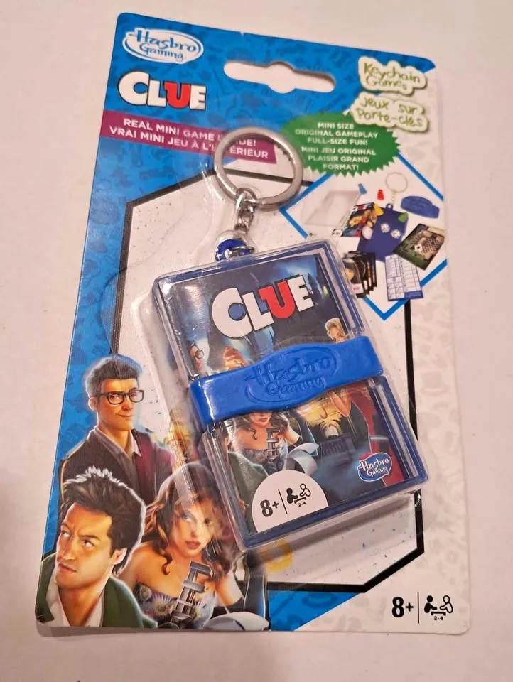 Hasbro gaming mini clue keychain boardgame thumbnail