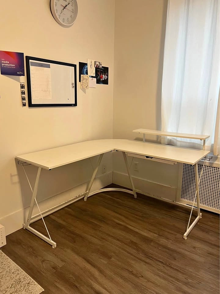 Desk / Table L-Shaped