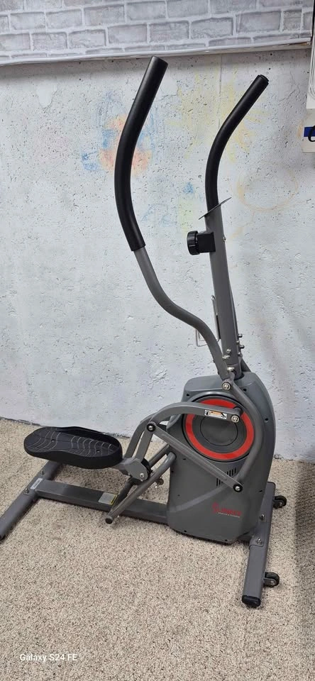 Elliptical Machine - photo 5