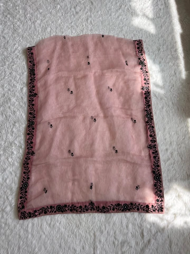 Brand new pink 3 piece Indian suit - photo 3
