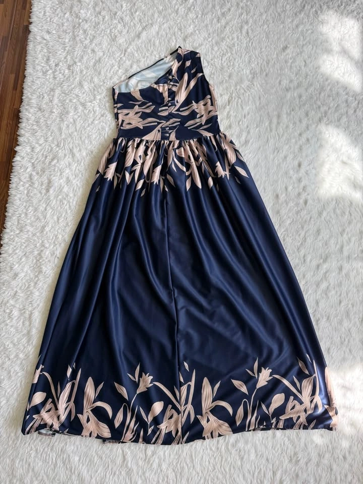 Beautiful Blue Dress with Pink Flowers - Size 4-6 - photo 3