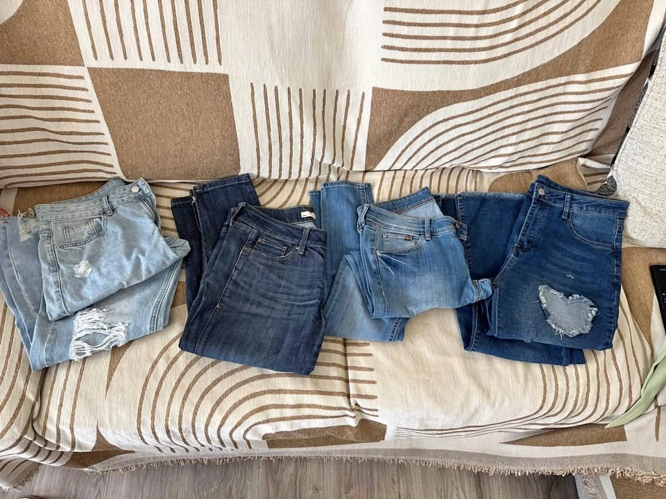 Jeans