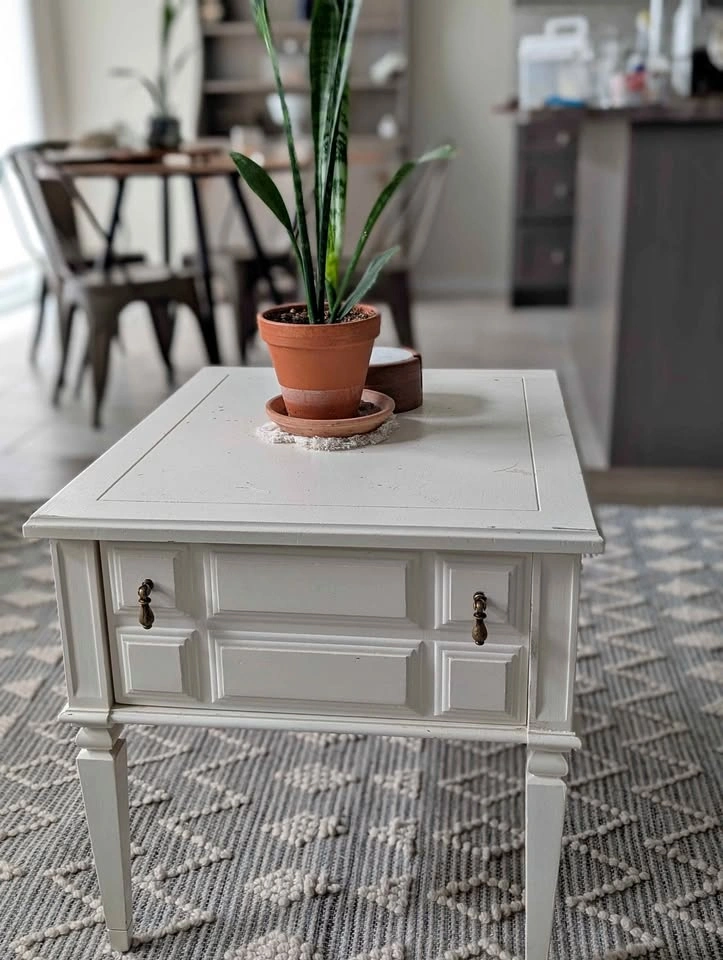 Vintage-Style White Wooden End Table