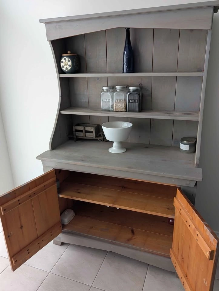 Farmhouse Grey Hutch - photo 3