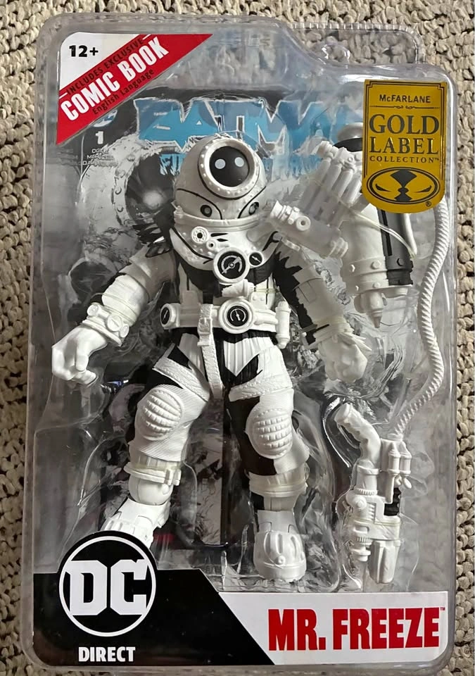 McFarlane DC Page Punchers Mr. Freeze Gold Label Line Art