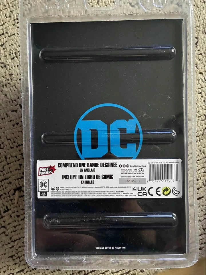 McFarlane DC Page Punchers Mr. Freeze Gold Label Line Art - photo 2