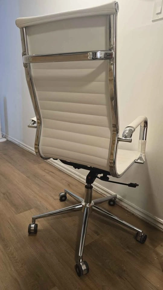 White Executive Rolling Office Chair with Armrests - photo 3
