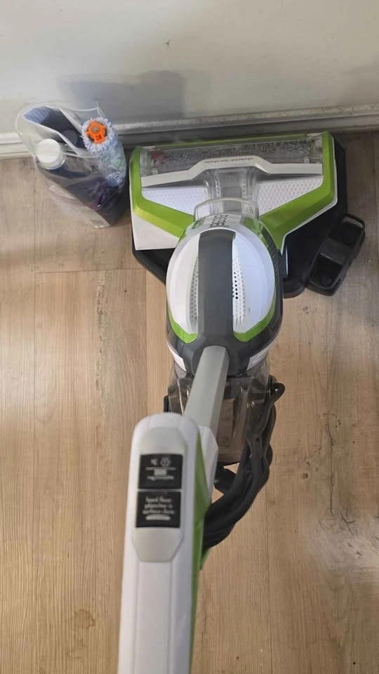 Bissell CrossWave All-in-One Vacuum & Floor Washer - photo 3