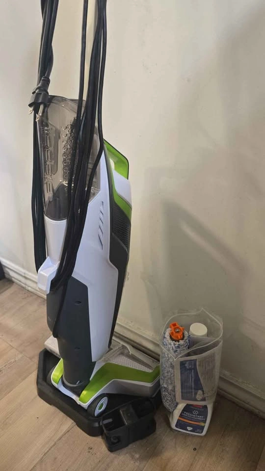 Bissell CrossWave All-in-One Vacuum & Floor Washer - photo 4