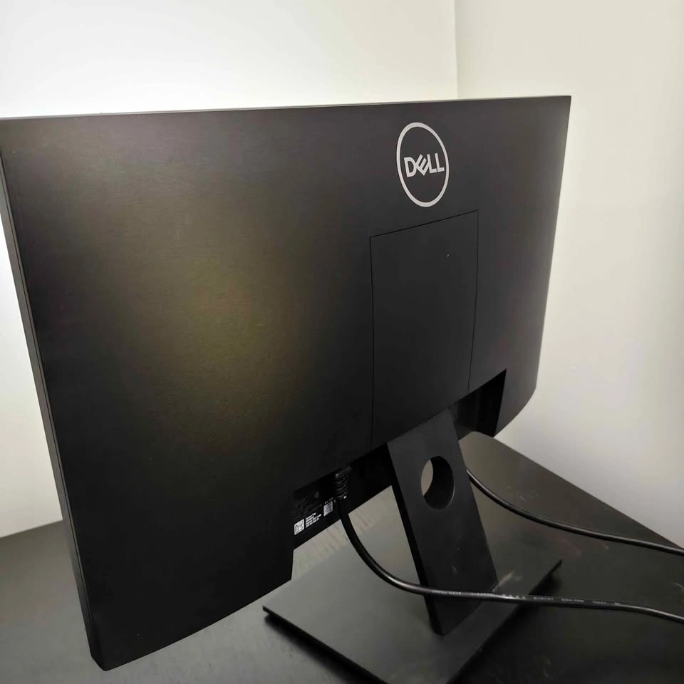 2 Dell 1080p Monitors - Mint Condition - photo 2