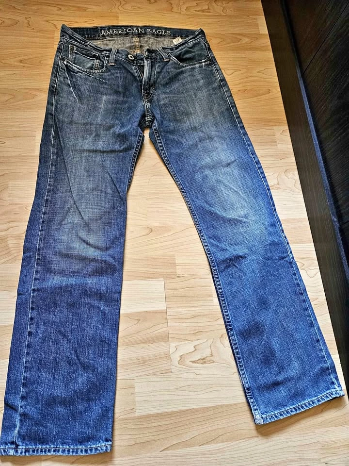 Mens Straight Fit Jeans 28W x 30L