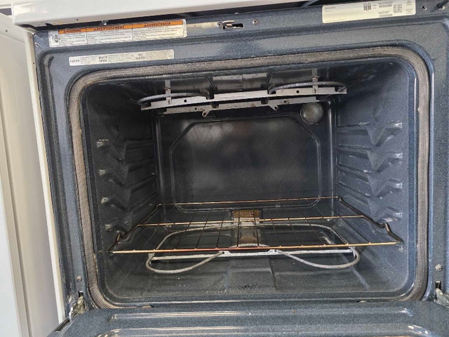 Whirlpool 30" Electric Coil Range White – $285 - photo 5