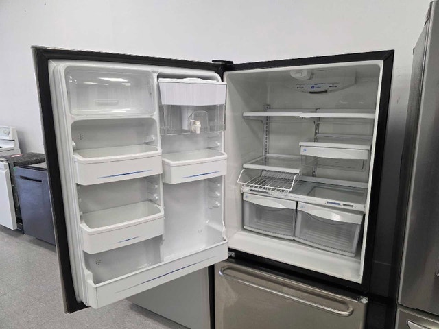 GE Profile 31" Bottom Freezer Fridge SS – $560 - photo 2