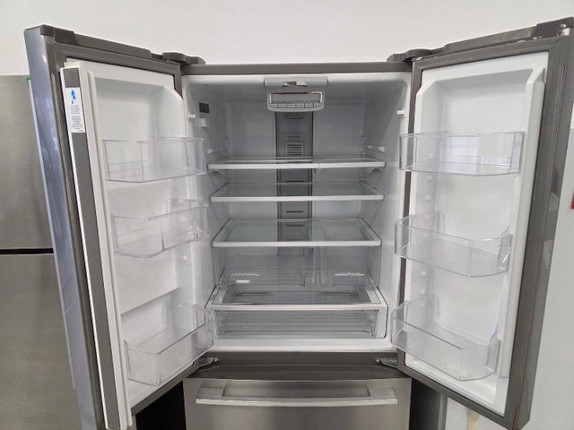 Whirlpool 30" French Door Fridge 20 cu ft – $795 - photo 2