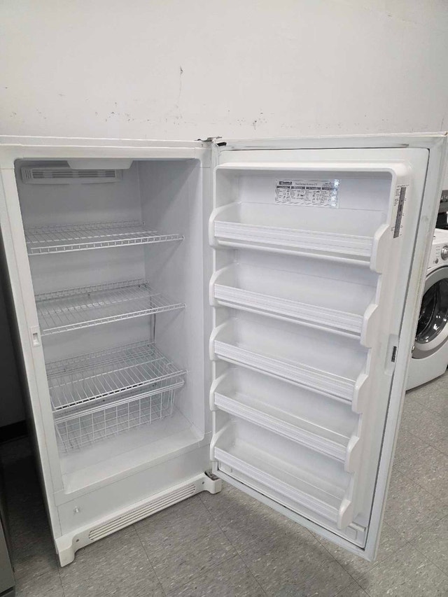 Kenmore Upright Freezer ~14 cu ft White – $450 - photo 2