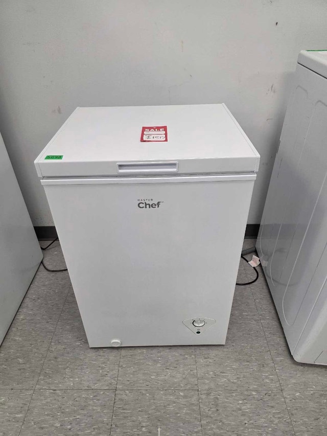 Master Chef 3.5 cu ft Chest Freezer