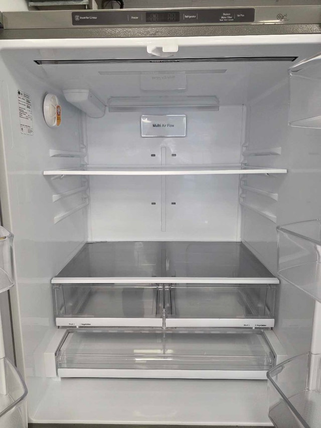LG 25 cu ft French Door Fridge - $850 - photo 3