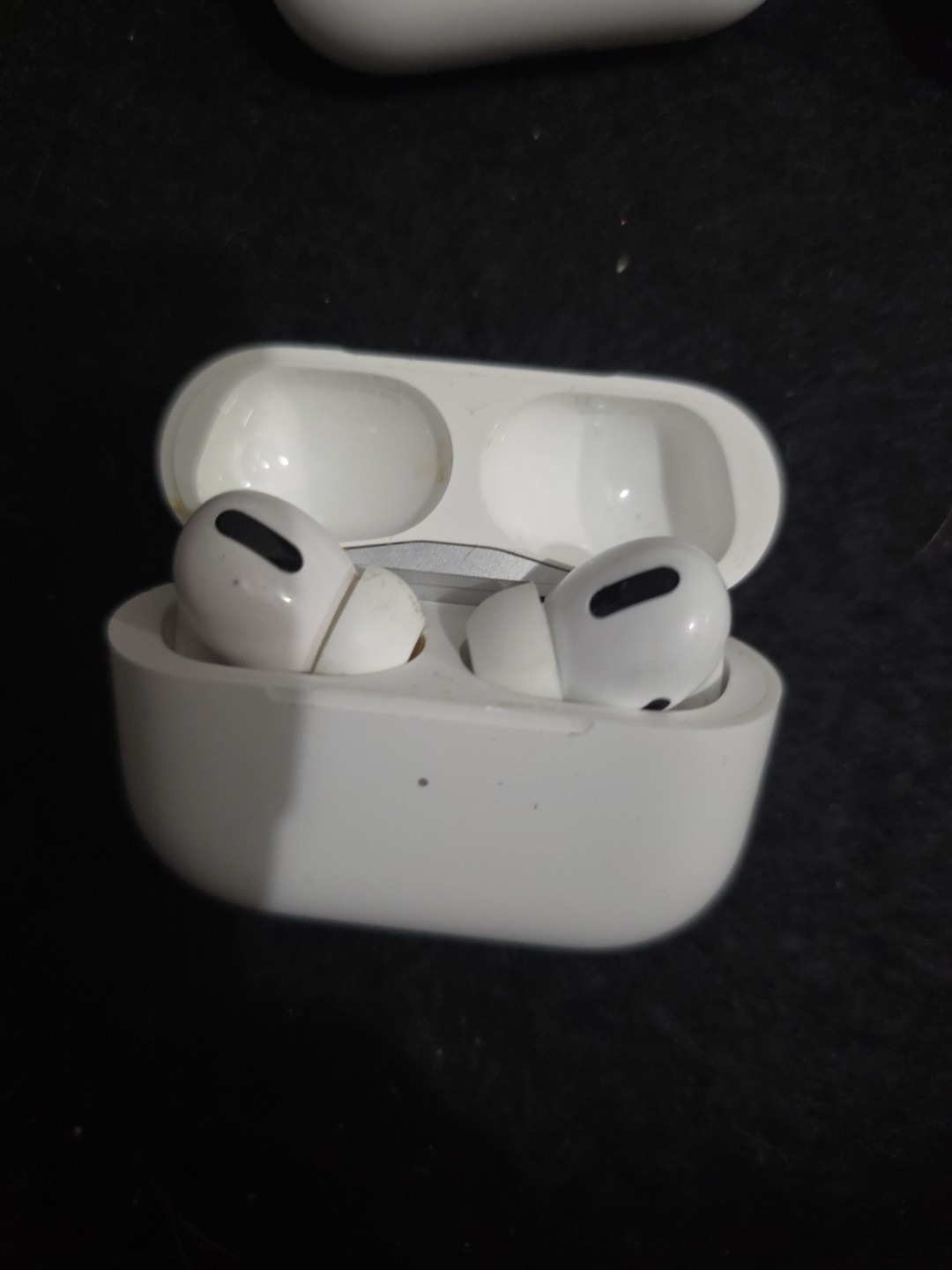 Apple AirPods Pro 1st Gen Bluetooth Earbuds - photo 2