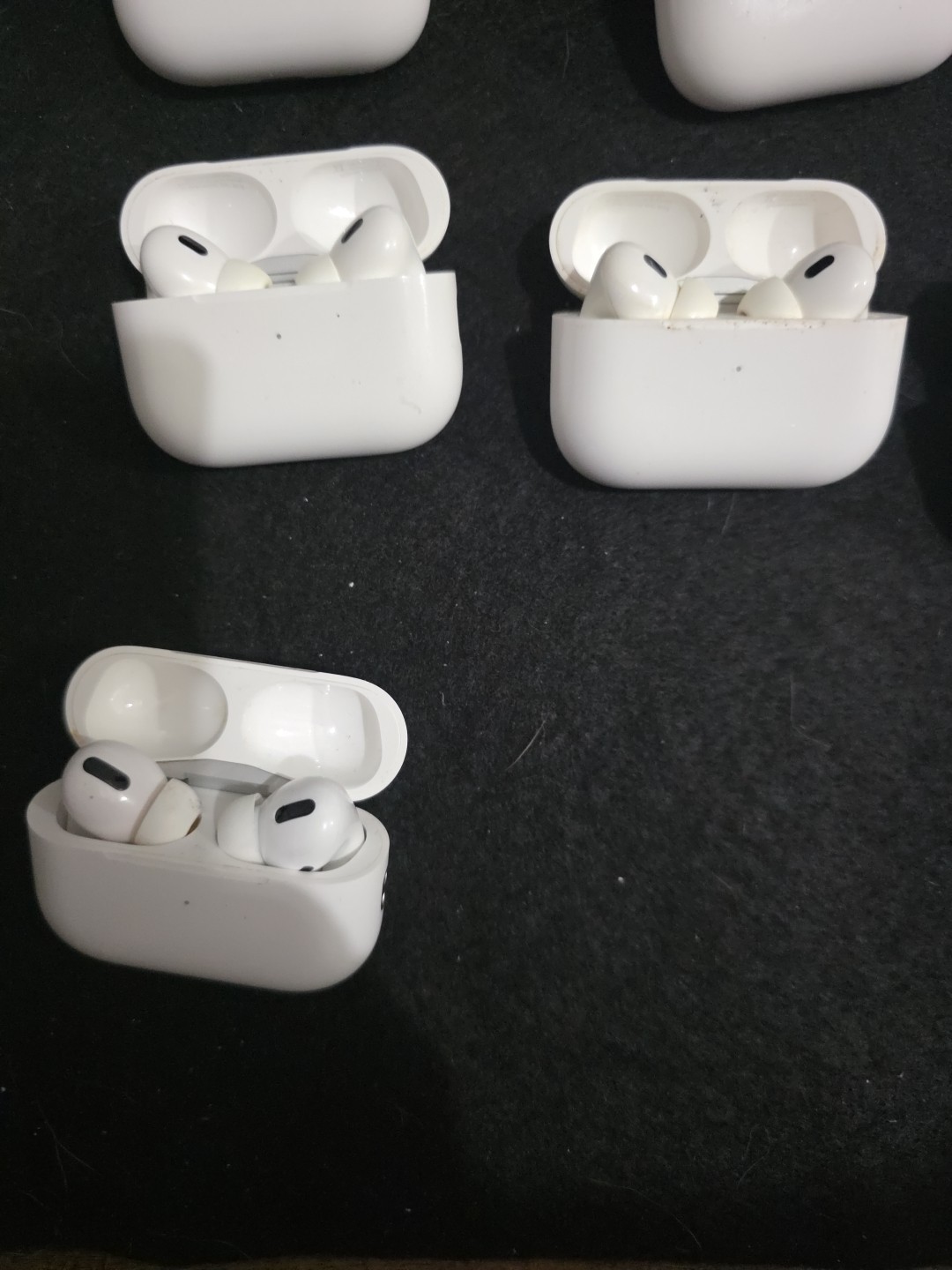Apple AirPods Pro 1st Gen Bluetooth Earbuds - photo 3