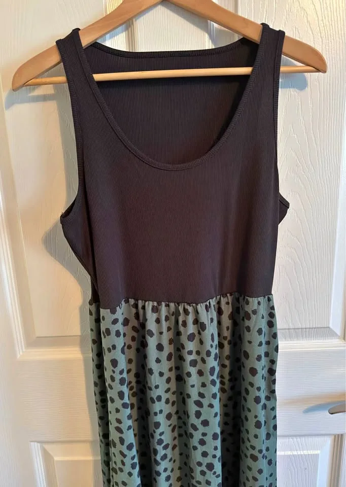 Women's Maxi Dress thumbnail