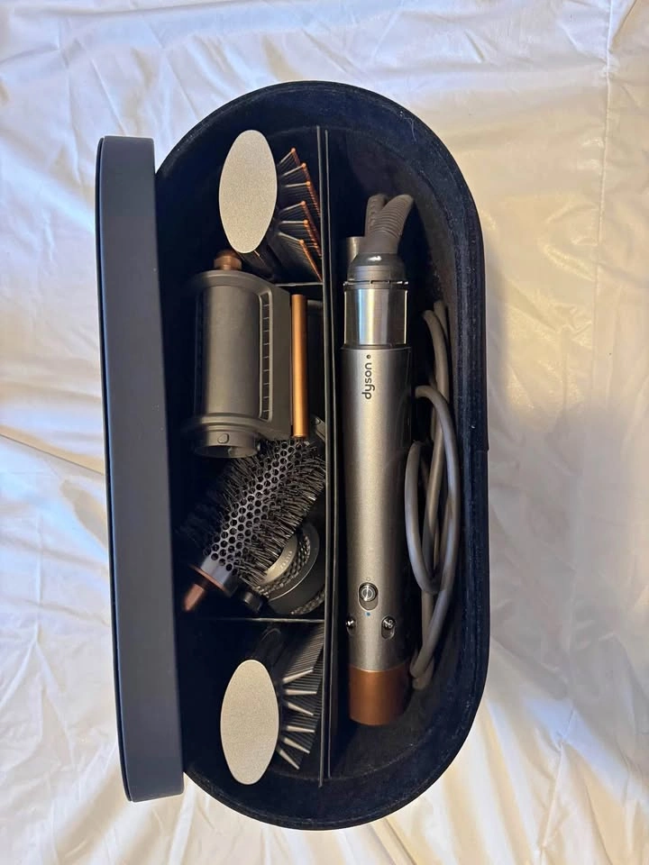 Dyson Airwrap Multi-Styler Complete Long