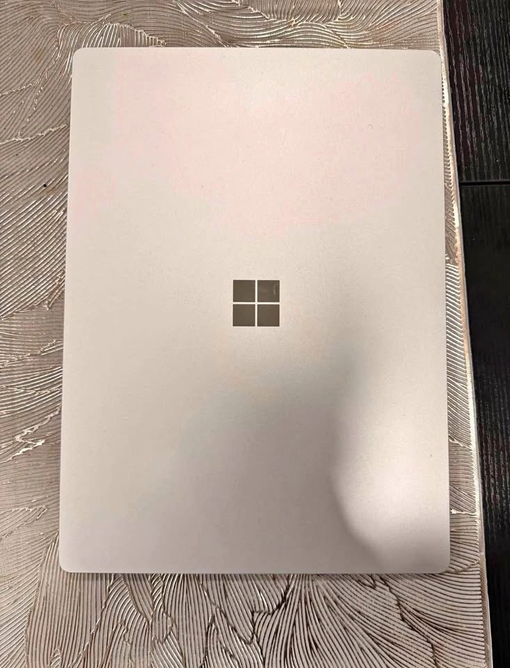 15 inch Microsoft Surface Laptop 3 i7 16GbRam