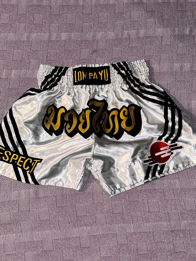 Lom Payu Kickboxing Shorts White & Black - photo 2