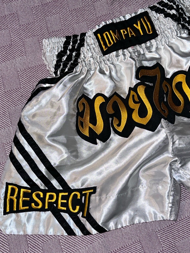 Lom Payu Kickboxing Shorts White & Black - photo 3