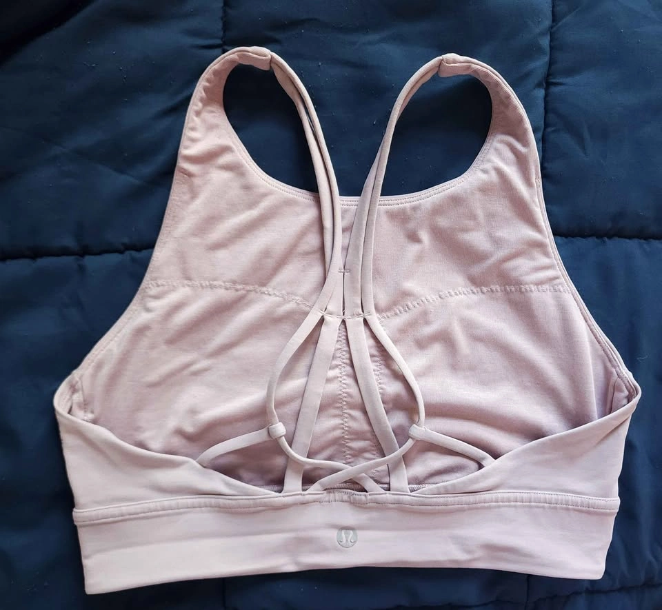 Lululemon x SoulCycle Ride & Reflect Bra - Size 8 - Lilac - photo 3