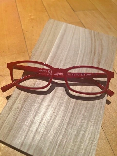 Peepers Glasses - New, +2.5 Magnification (2 Pairs)