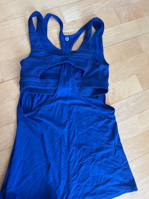 Lululemon Workout Tops - Size 4 - photo 2