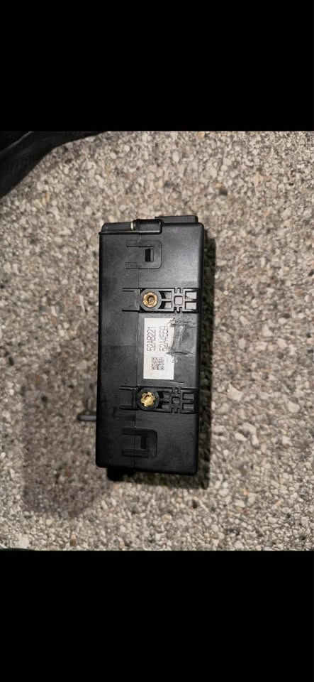 Brake control module Prius - photo 2