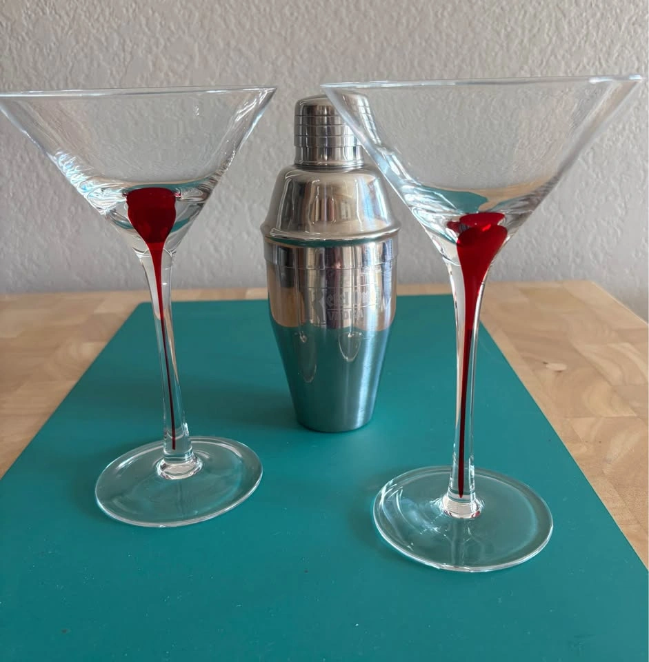 Martini Glasses Shaker Cocktails Starter Kit - photo 4