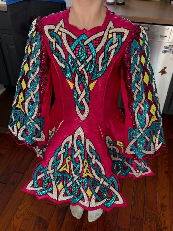 🍀 Irish Dance Solo Dress – Vibrant Celtic Knot Design - photo 4