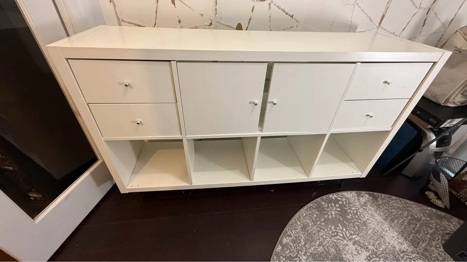 ** READ THE AD PLS ** IKEA Kallax 8-Cube Shelving Unit with draw - photo 2
