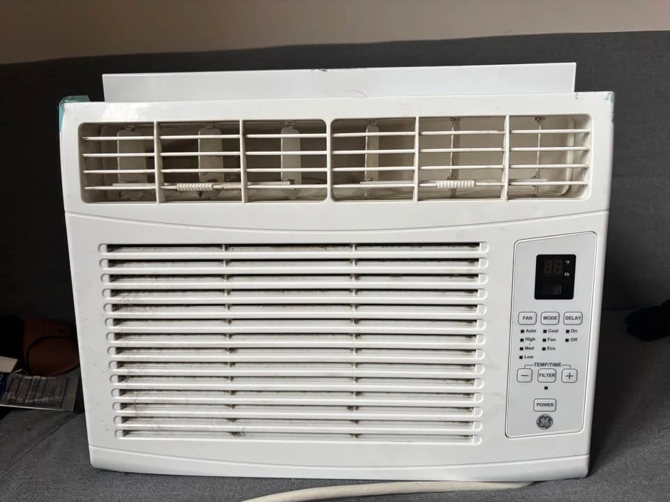 GE 6,000 BTU Electronic Window Air Conditioner - photo 2