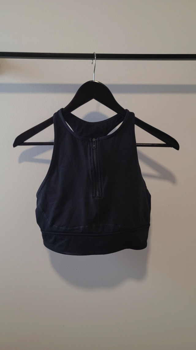 Womens fitted S-M fitness top /yoga/workout /sports